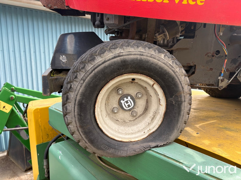 Åkgräsklippare Husqvarna