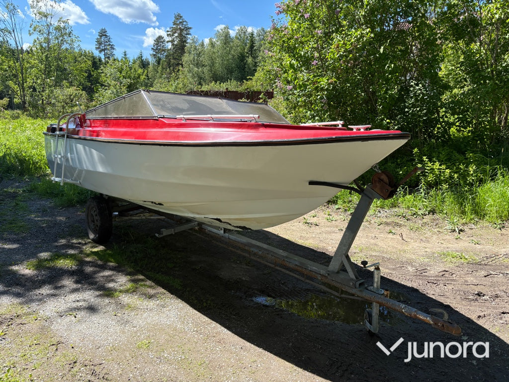 Båt Romeunner med Cheva 350 V8 & Volvo Penta 280