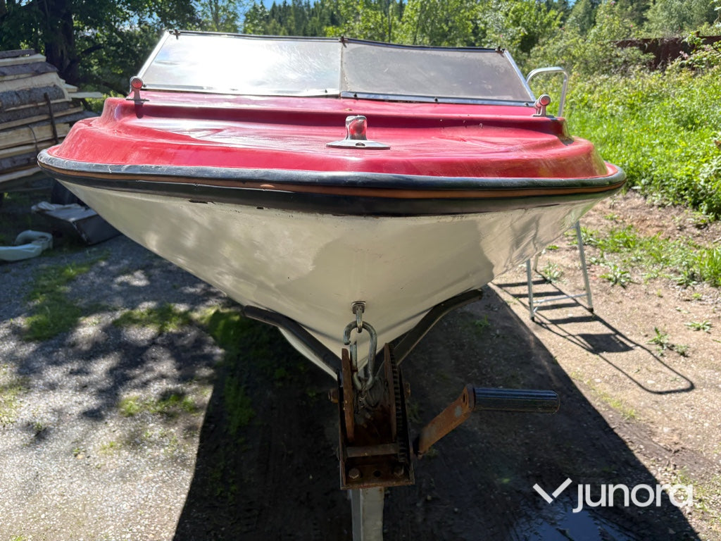 Båt Romeunner med Cheva 350 V8 & Volvo Penta 280