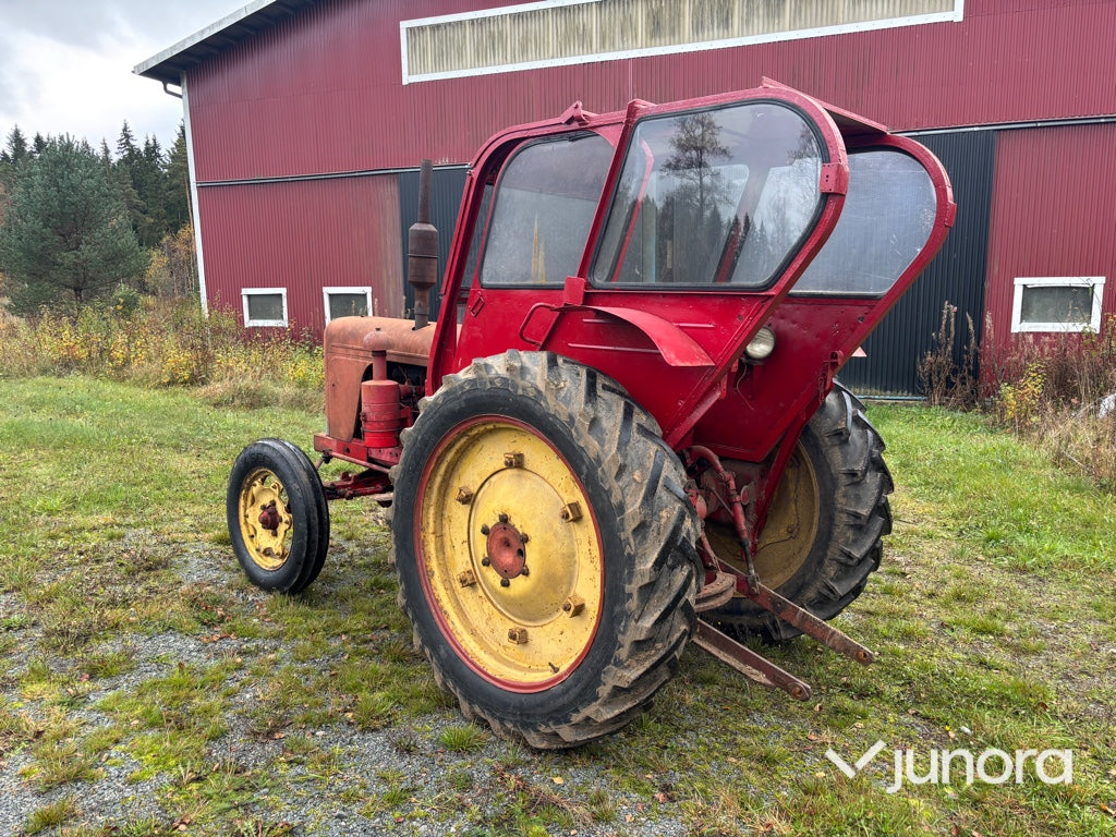 Traktor - David Brown, DB 40 D