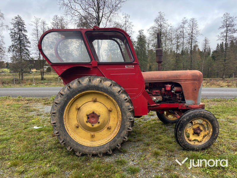 Traktor - David Brown DB40 D