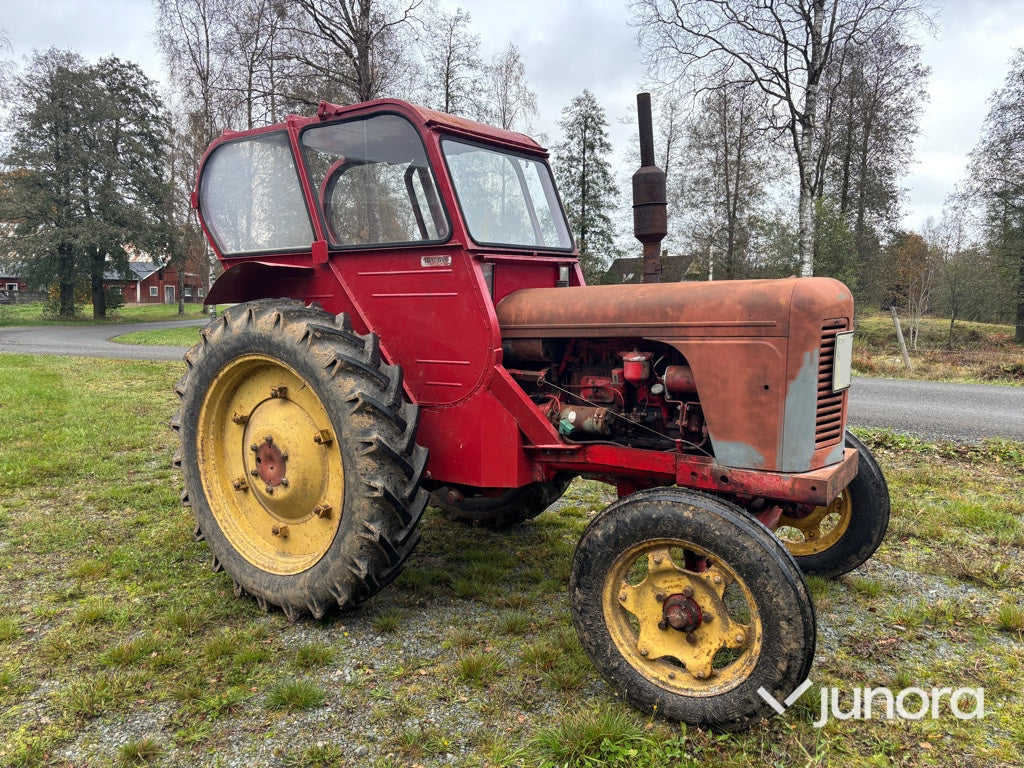 Traktor - David Brown, DB 40 D