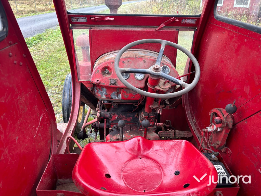Traktor - David Brown, DB 40 D