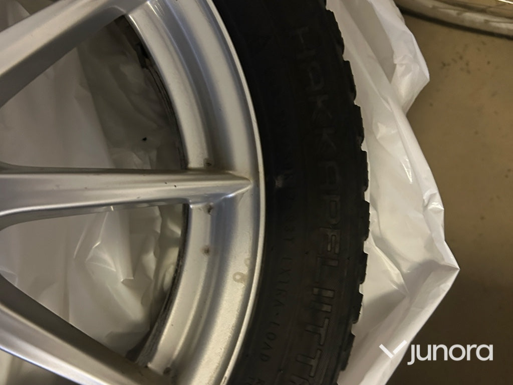 Dubbdäck – Nokian Hakkapeliitta 9