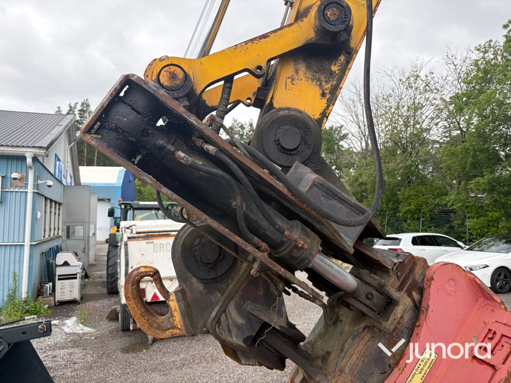 Grävmaskin - JCB, JS 200 LC