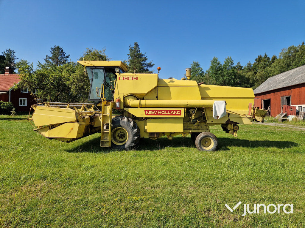 Skördetröska New Holland Clayson 8050