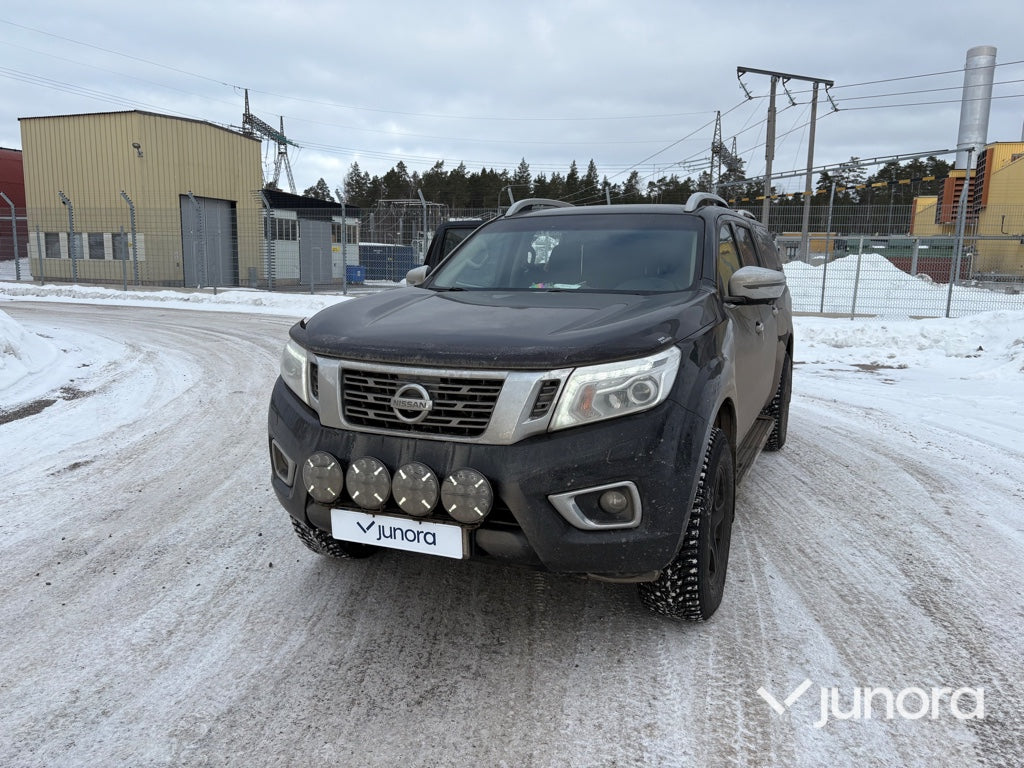 Lätt lastbil - Nissan, Navara