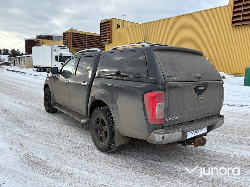 Lätt lastbil - Nissan, Navara