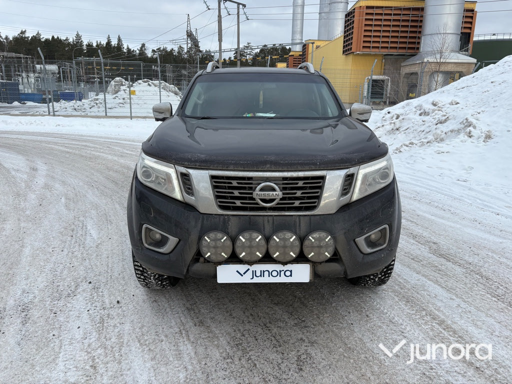 Lätt lastbil - Nissan, Navara