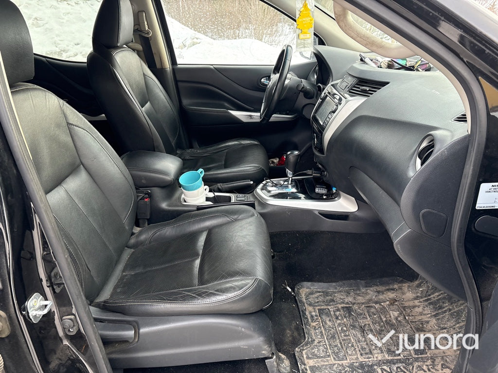 Lätt lastbil - Nissan, Navara