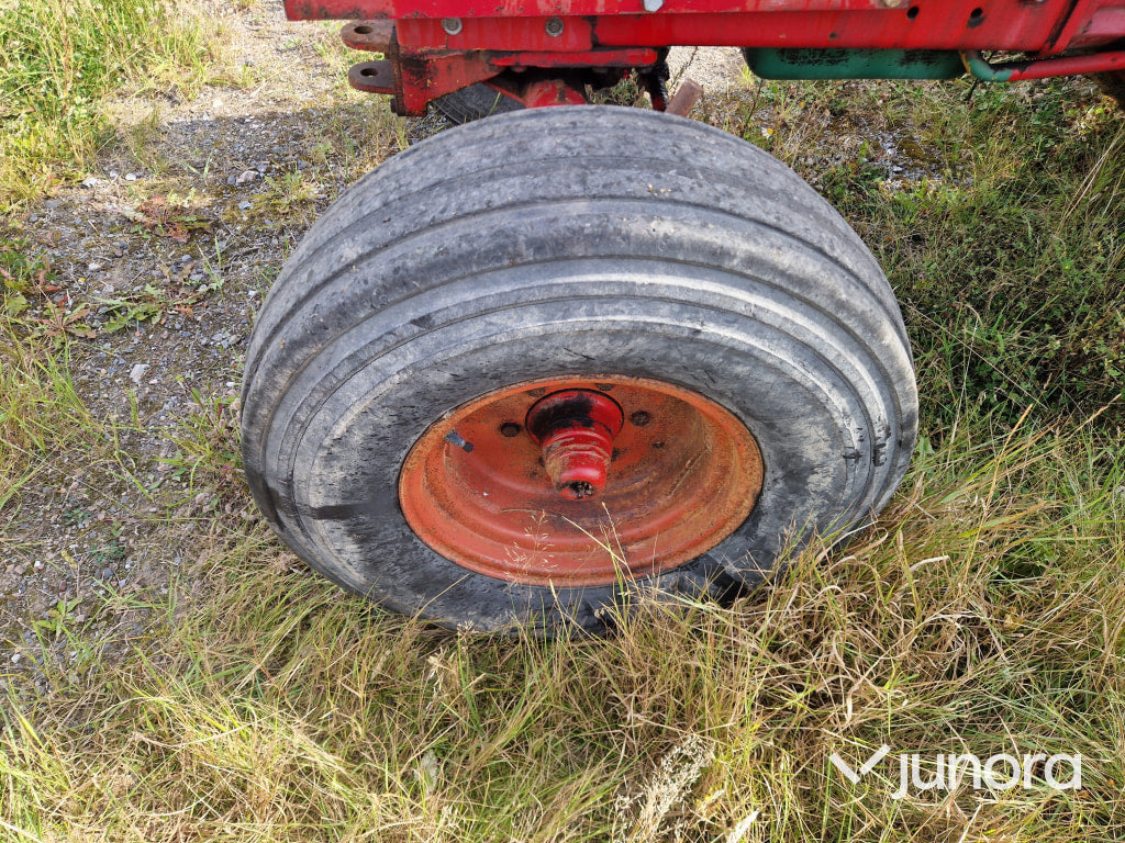 Traktor Volvo BM T 650