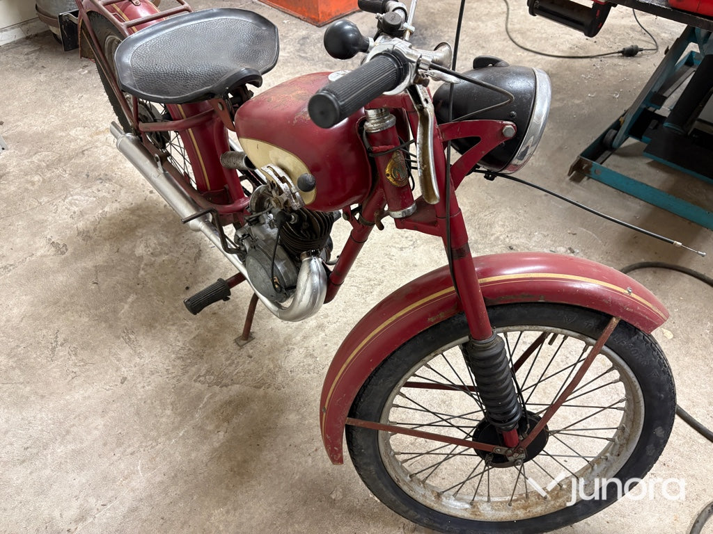 Nvr 125 Veteran MC