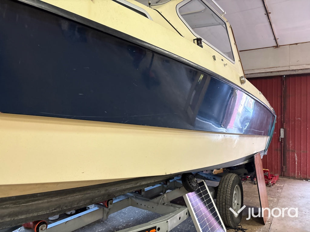 Motorbåt med trailer - Flipper, 620 HT