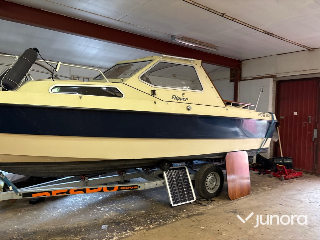 Motorbåt med trailer - Flipper, 620 HT