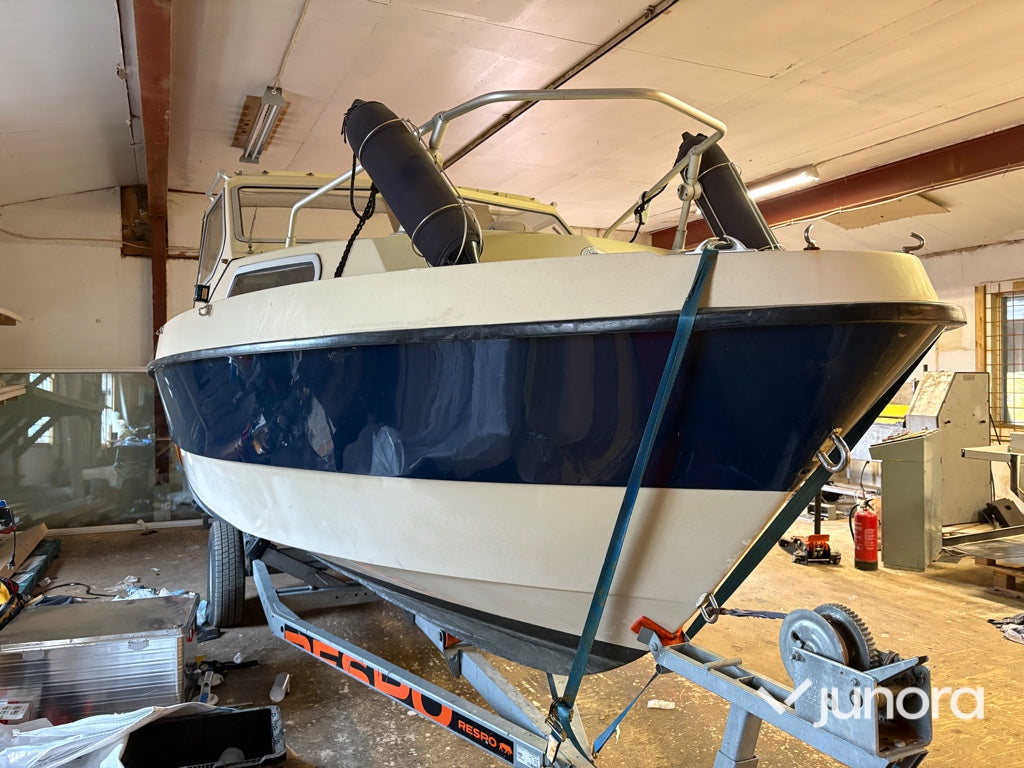 Motorbåt med trailer - Flipper, 620 HT