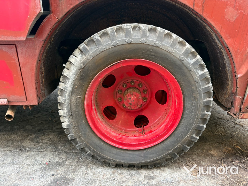 Brandbil Chevrolet 6400-73