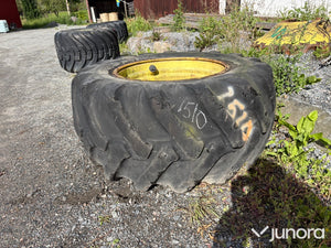 Däck med fälg Nokian 700/55-34