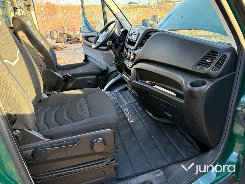 Flakbil - IVECO Daily