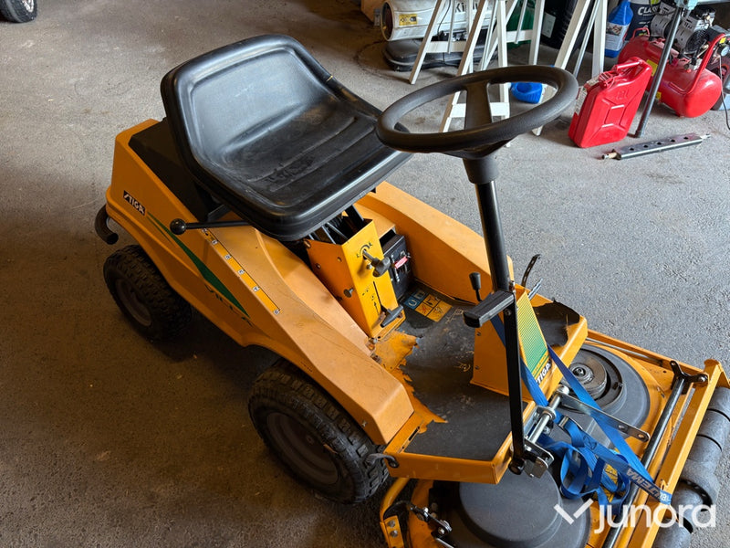 Åkgräsklippare Stiga Villa V401