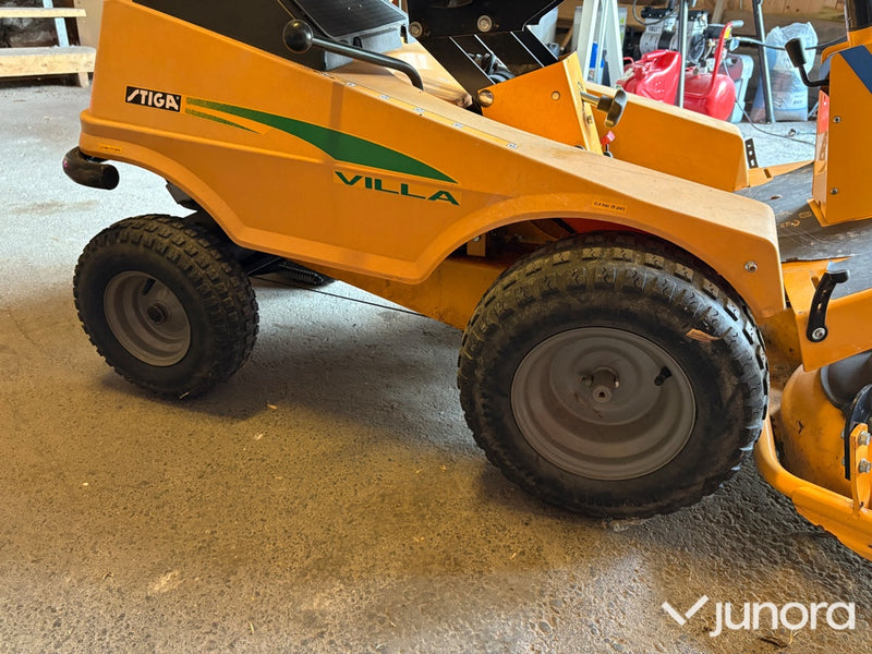 Åkgräsklippare Stiga Villa V401