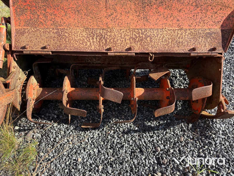 Jordfräs traktorburen för Trepunktsfäste