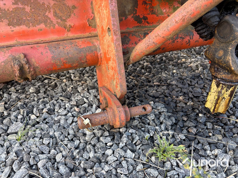 Jordfräs traktorburen för Trepunktsfäste