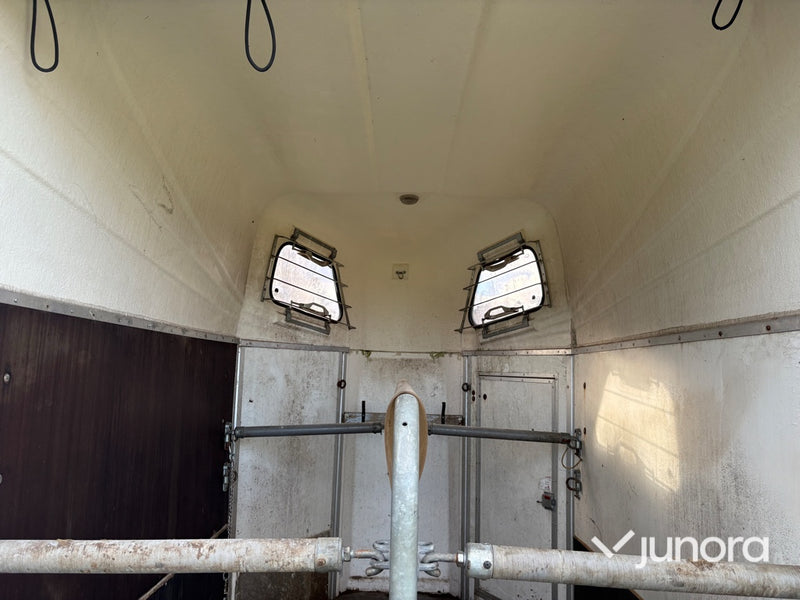 Hästtransport - Sluis, PTS