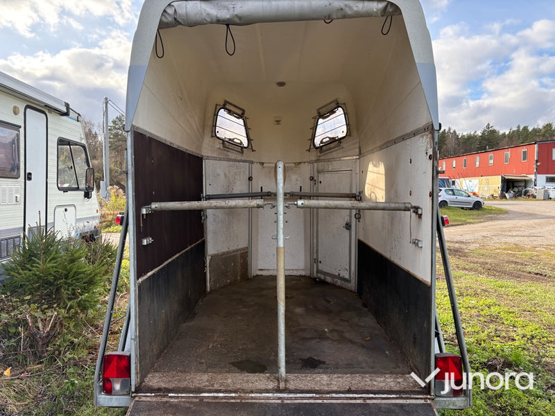 Hästtransport - Sluis, PTS