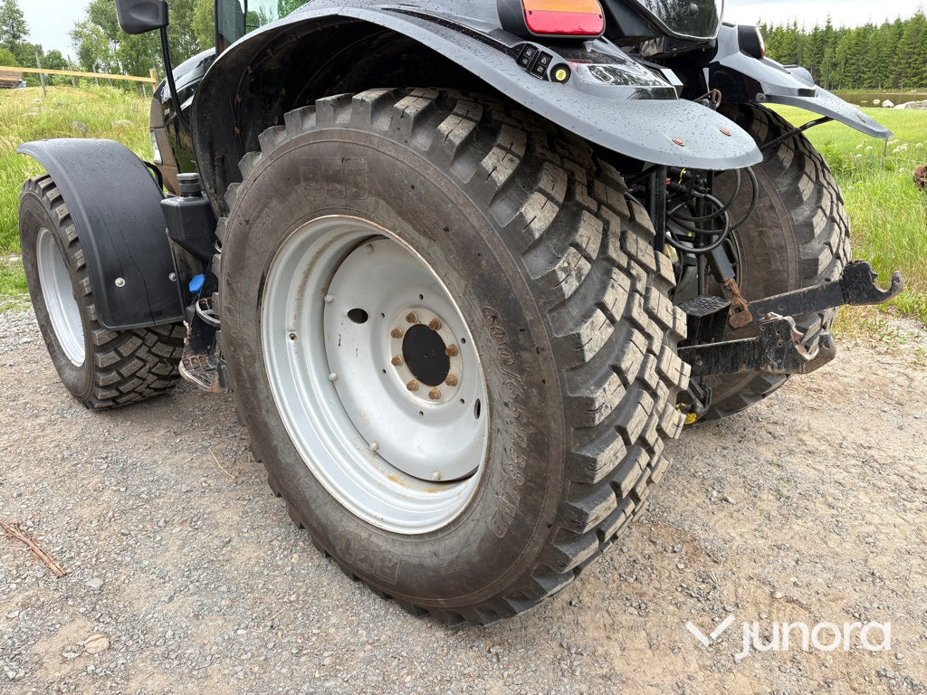 Traktor - Case IH Maxxum 130 CVX