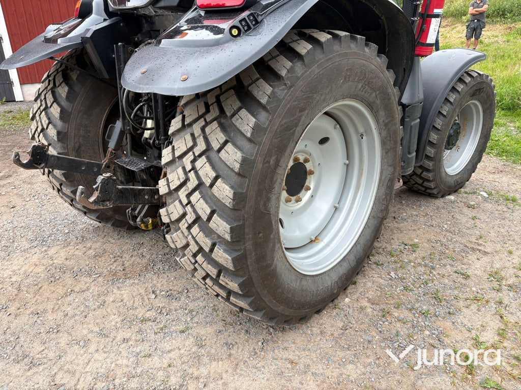 Traktor - Case IH Maxxum 130 CVX