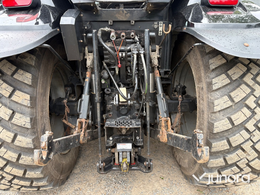 Traktor - Case IH Maxxum 130 CVX