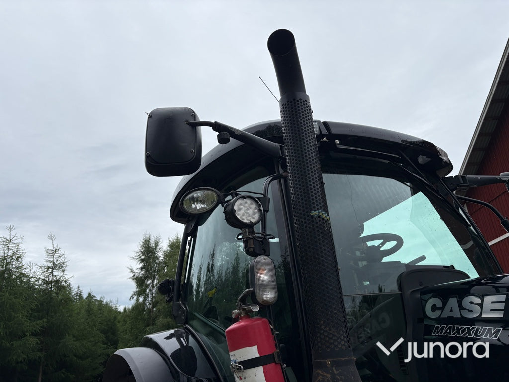 Traktor - Case IH Maxxum 130 CVX