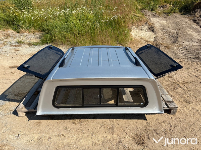 VW Amarok Helplåtskåpa