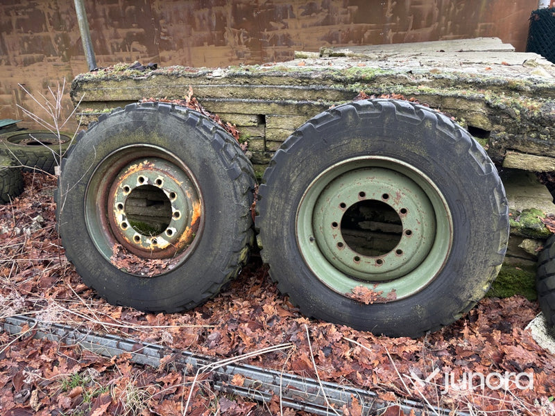 Däck till militärfordon – 400/65-26,5, 6 st