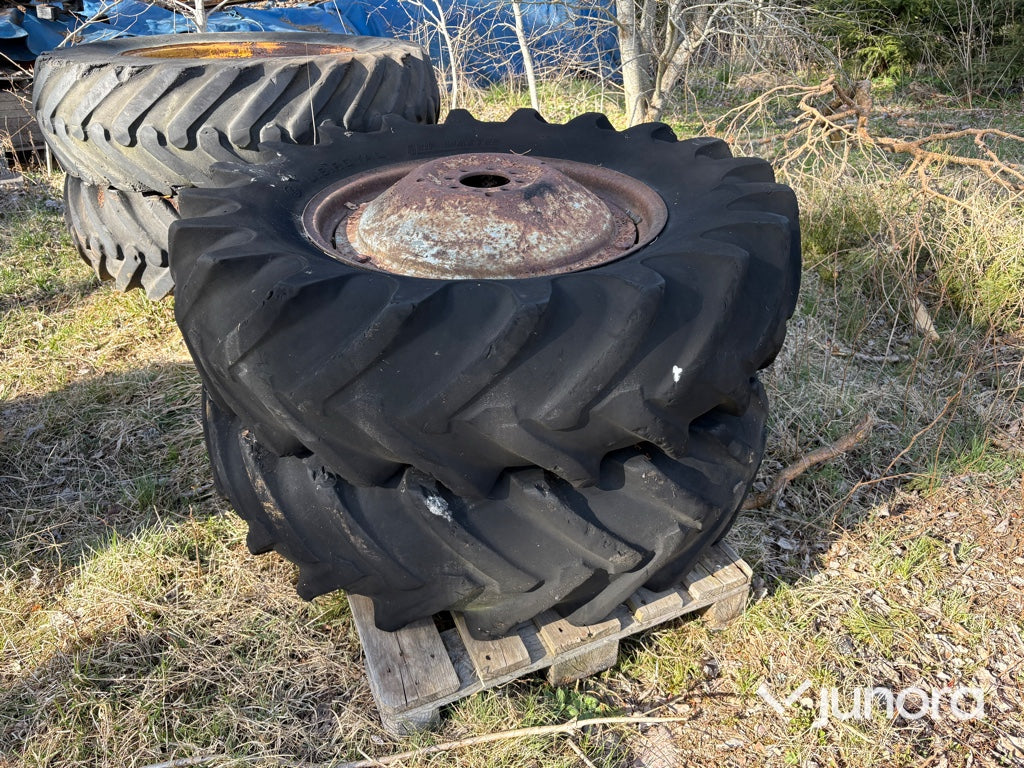 Traktorhjul - 14.9–28, Dubbelmontage
