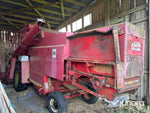 Skördetröska - International Harvester 35