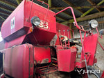 Skördetröska - International Harvester 35