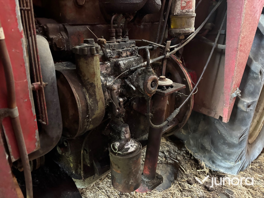 Skördetröska - International Harvester 35