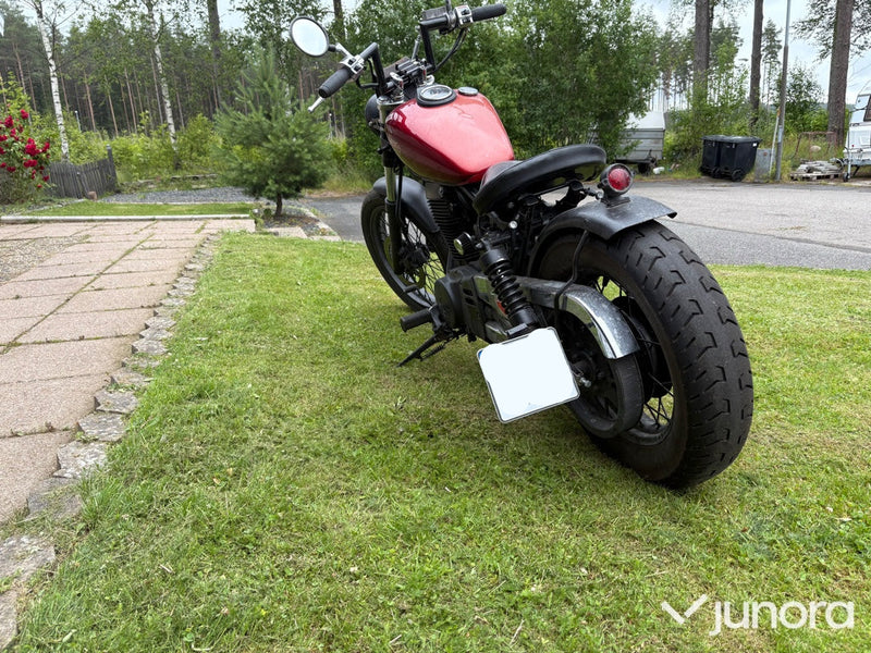 Suzuki LS650P