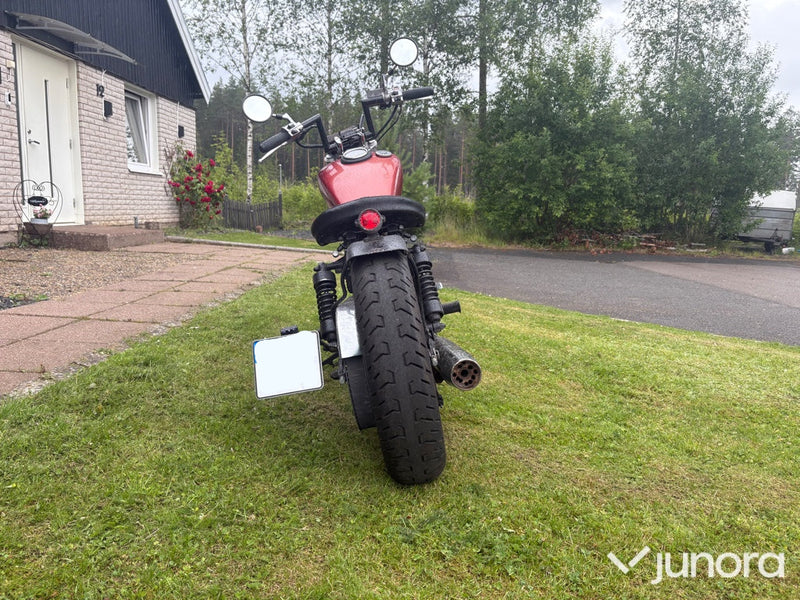 Suzuki LS650P