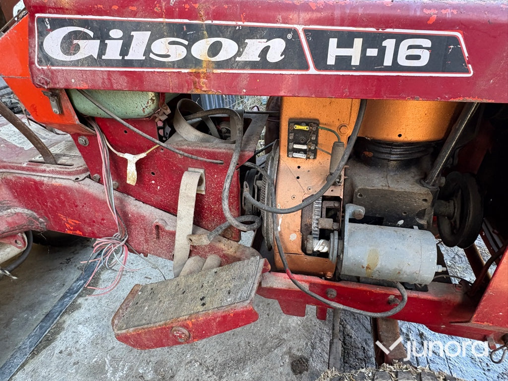 Traktor - Gilson H-16