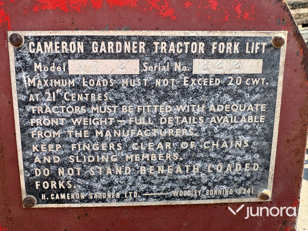 Traktormonterad gaffellyft - Cameron Gardner LK 2