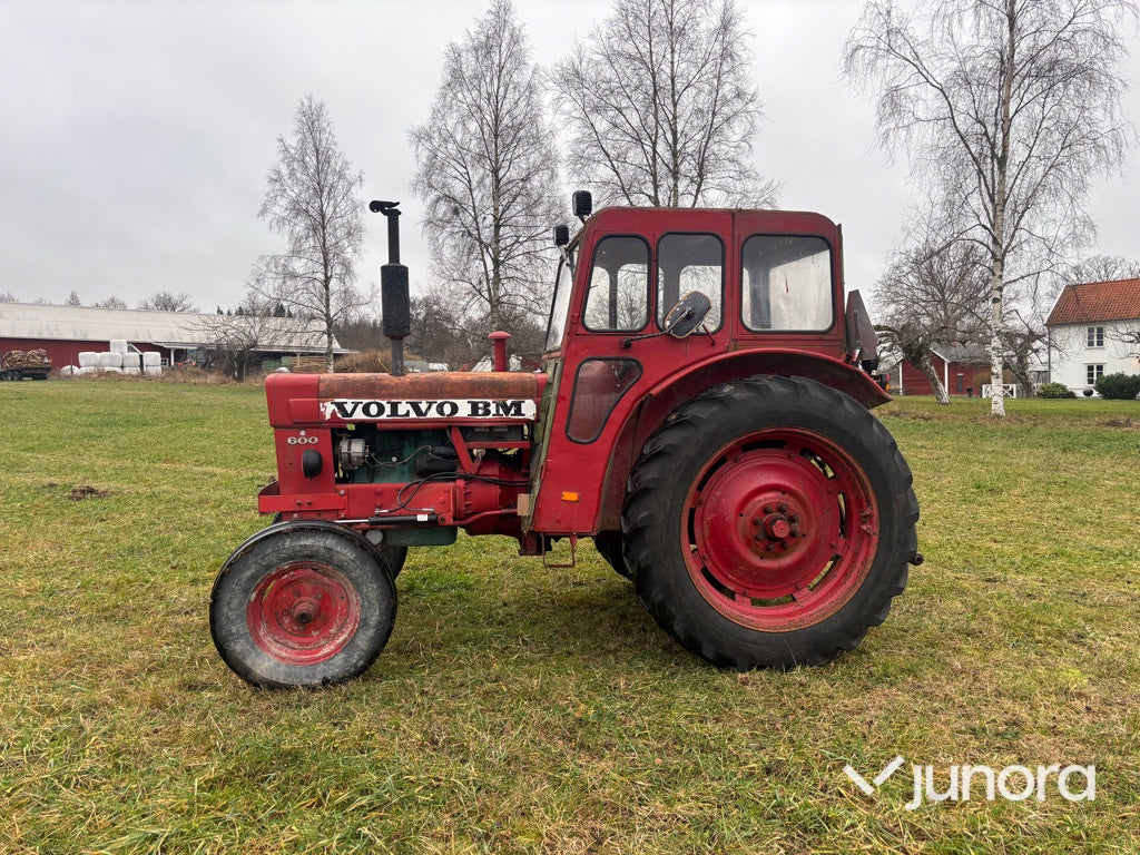 Traktor - Volvo BM 600