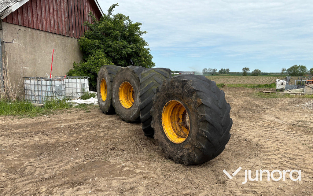 Traktordäck L60 fälgar 620/75 r26