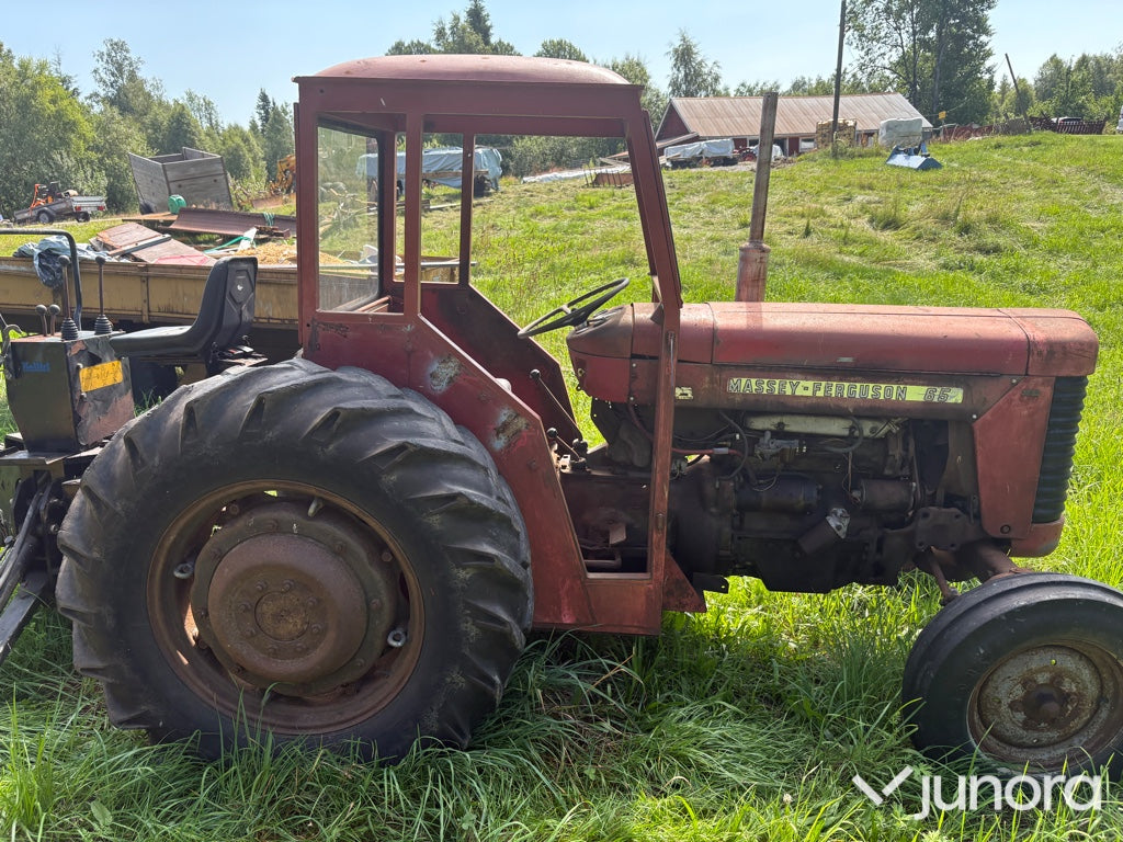 Massey Ferguson 65