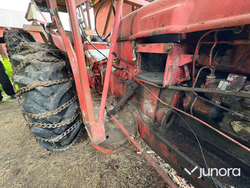 Traktor Nuffield Universal 3DL