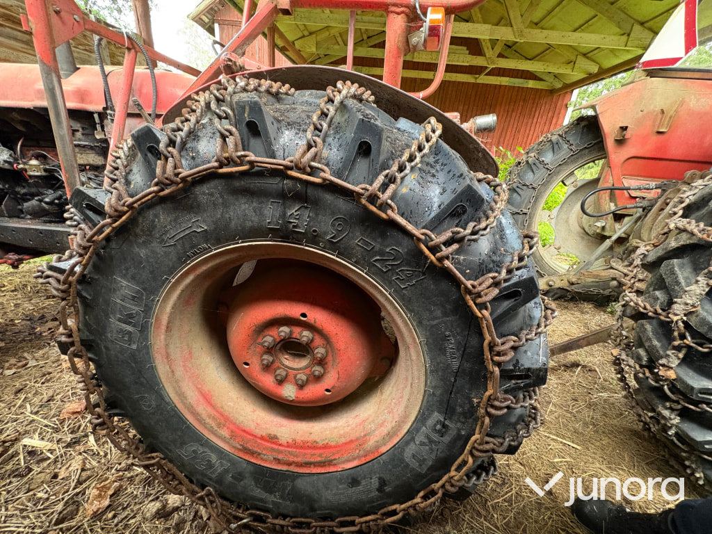Traktor Nuffield Universal 3DL