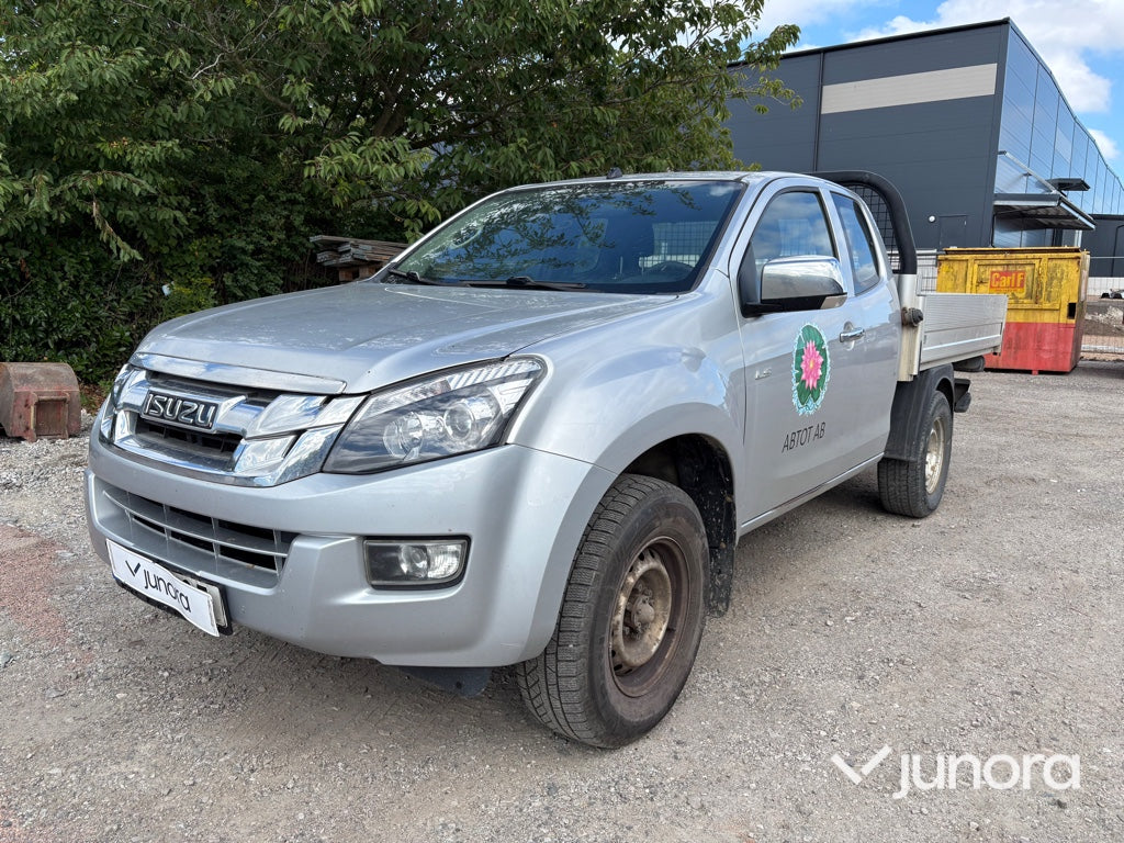 Pickup – Isuzu D-Max Space Cab 2.5 4WD