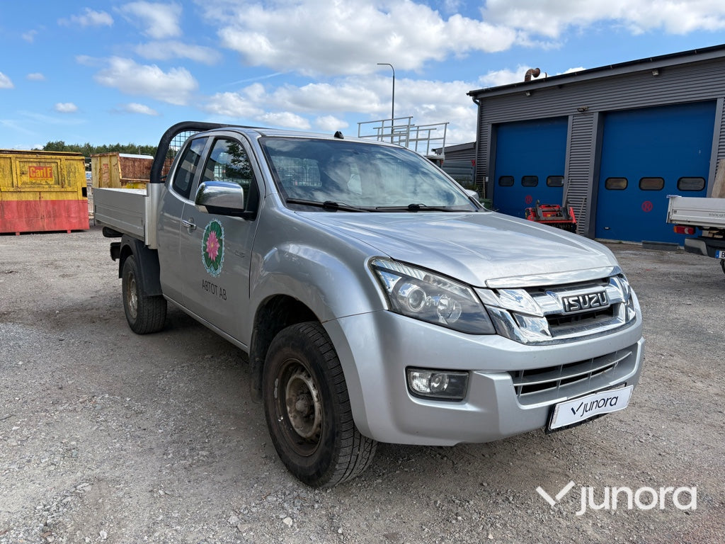 Pickup – Isuzu D-Max Space Cab 2.5 4WD
