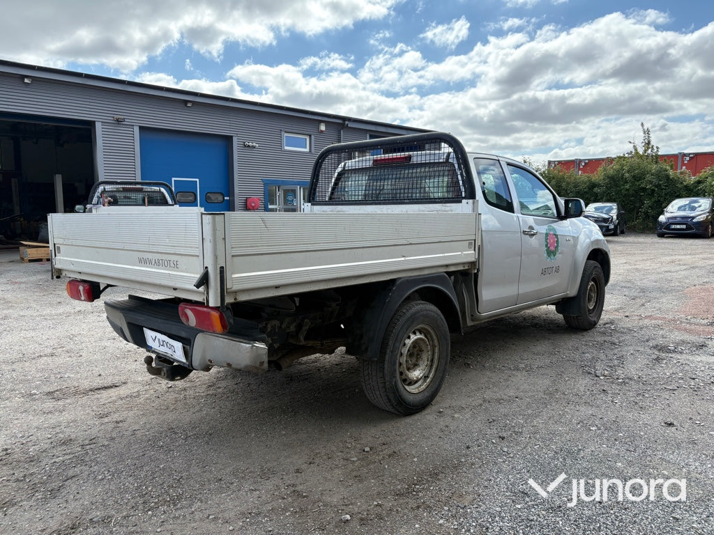 Pickup – Isuzu D-Max Space Cab 2.5 4WD